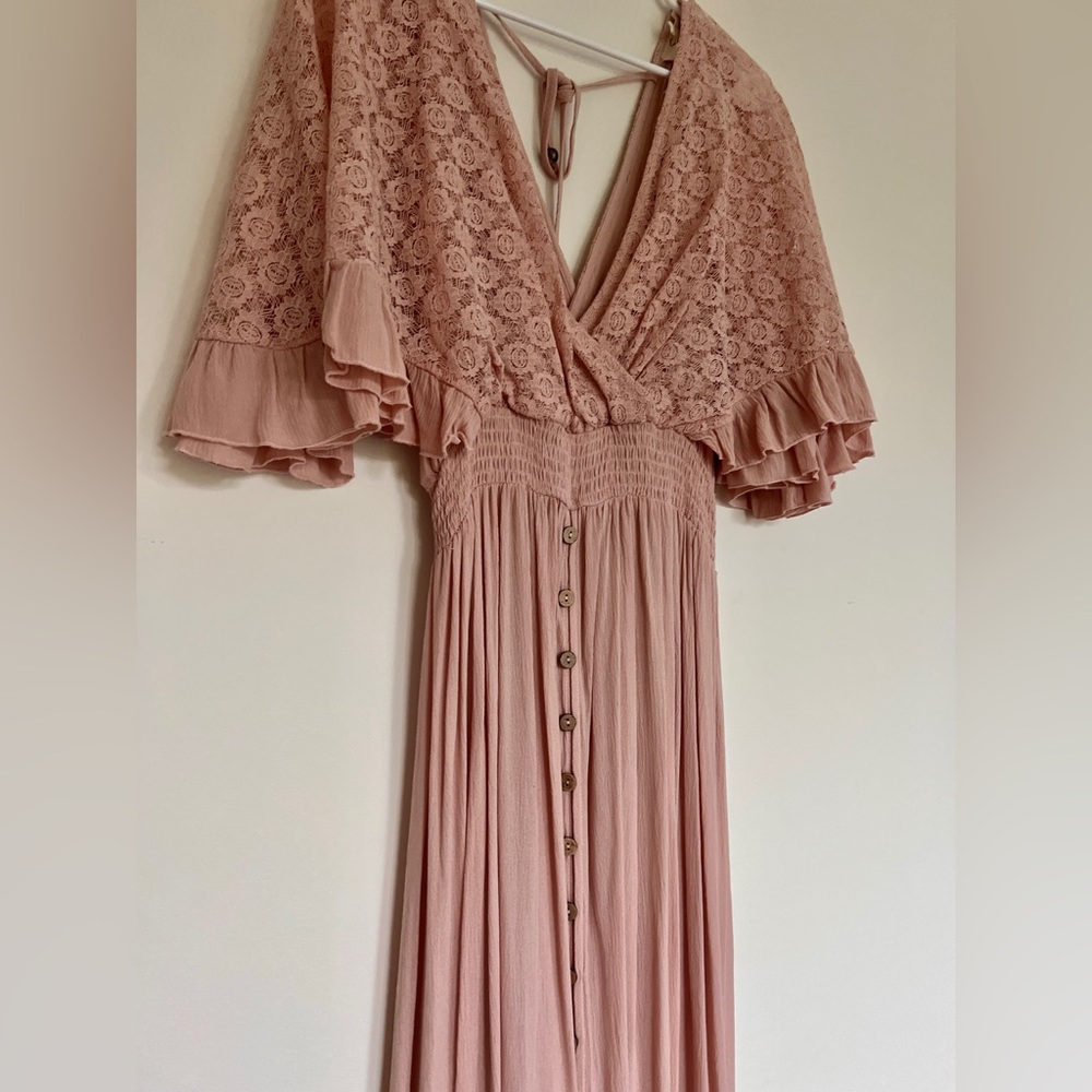 NWOT beautiful Easel Maxi dress/small